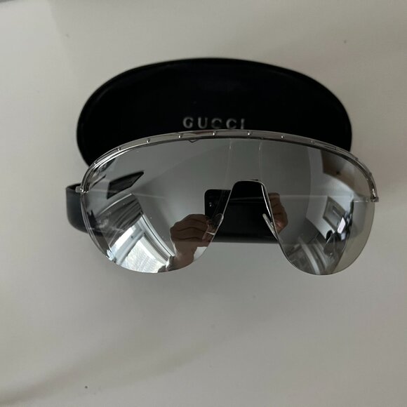 GUCCI - AUTHENTIC MIRRORED UNISEX AVIATOR SUNGLASSES - WORN ONCE - Picture 4 of 6